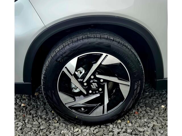 Suzuki VITARA 1.4 Boosterjet Smart Hybrid Style MY 2026 - 17" Wielen - Camera achter - Verwarmbare voorstoelen - Privacy Glass - Apple carplay Android auto - kunstlederen/suede bekleding - Dodehoek Detectie