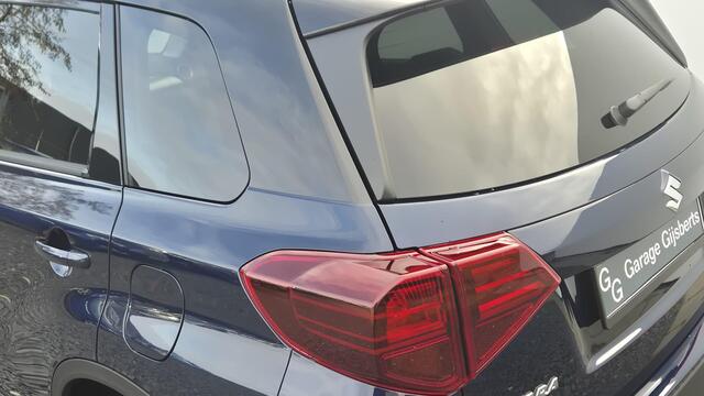 Suzuki VITARA 1.4 Boosterjet Smart Hybrid Style MY 2026 - 17" Wielen - Camera achter - Verwarmbare voorstoelen - Privacy Glass - Apple carplay Android auto - kunstlederen/suede bekleding - Dodehoek Detectie - Two tone