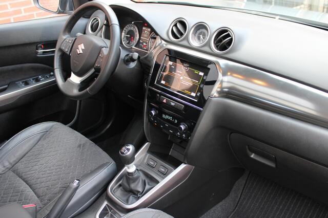 Suzuki VITARA 1.4 Boosterjet Style Smart Hybrid | Pano | Trekhaak | Full Led