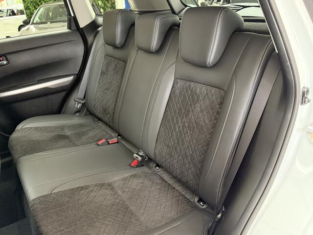 Suzuki VITARA 1.5 Hybrid Style FullHybride [ PANORAMADAK I ADAPTIEVE CRUIS I A