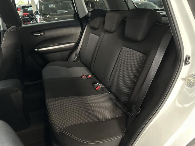 Suzuki VITARA 1.4 Boosterjet Smart Hybride Select [ ALL SEASON BANDEN I CAMERA
