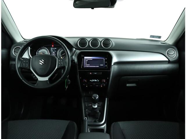 Suzuki VITARA 1.4 Boosterjet Select Smart Hybrid | Climate control | Cruise control adaptive | Camera | Stoelverwarming | Apple carplay, Android auto |