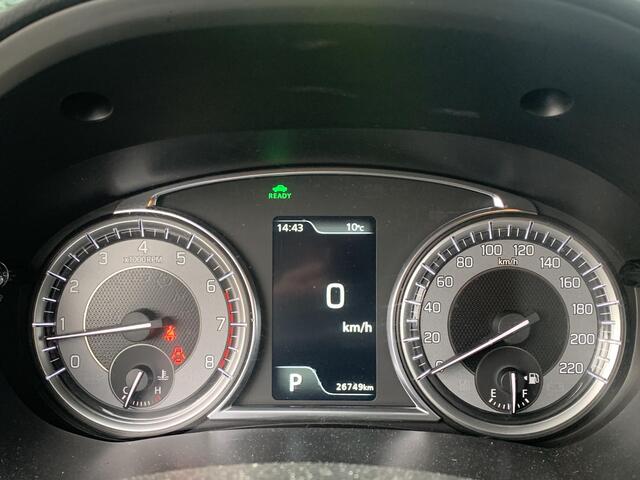 Suzuki VITARA 1.5 Hybrid Style | Verwarmbare voorstoelen | Verwarmbare spiegels | Adaptieve cruise control