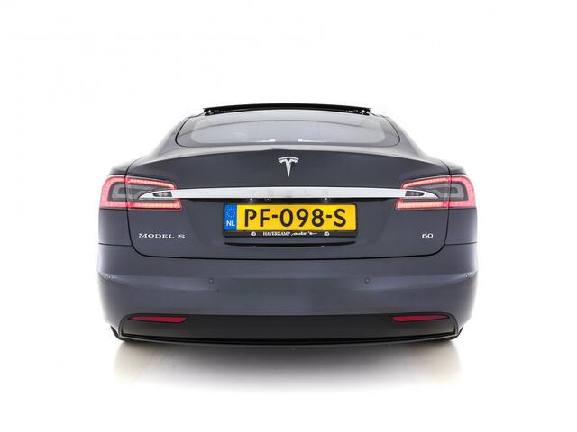 Tesla MODEL S 235 Kw Base [ 3-Fase ] (INCL-BTW) *PANO | AUTO-PILOT | KEYLESS | FULL-LED | 1/2-LEDER | NAVI-FULLMAP | SURROUND-VIEW | APP-CONNECT | LANE-ASSIST | VIRTUAL-COCKPIT | DAB | SPORT-SEATS | 19"ALU