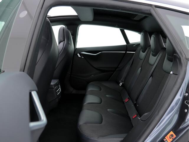 Tesla MODEL S 235 Kw Base [ 3-Fase ] (INCL-BTW) *PANO | AUTO-PILOT | KEYLESS | FULL-LED | 1/2-LEDER | NAVI-FULLMAP | SURROUND-VIEW | APP-CONNECT | LANE-ASSIST | VIRTUAL-COCKPIT | DAB | SPORT-SEATS | 19"ALU