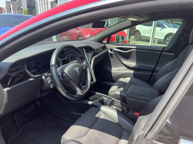 Tesla MODEL S 75D | Panoramadak | 12 MAANDEN BOVAG GARANTIE | Elektrisch verstelbare stoelen | Achteruitrijcamera |