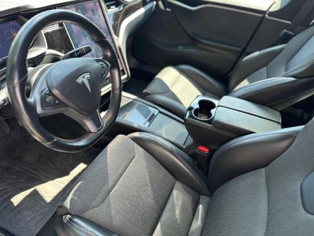 Tesla MODEL S 75D | AutoPilot 2.5 | BTW | Panorama |