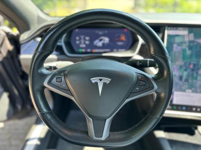 Tesla MODEL S 75D | AutoPilot 2.5 | BTW | Panorama |