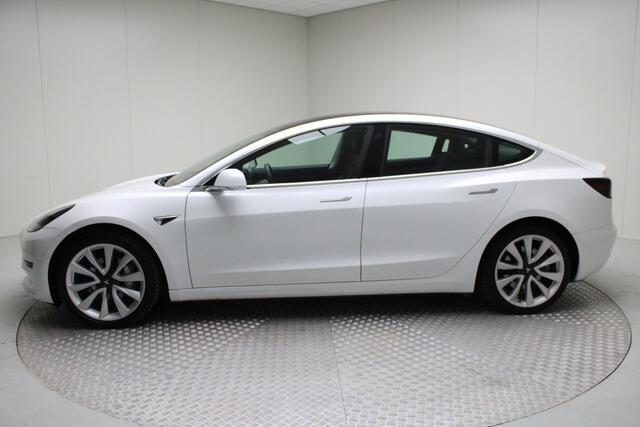 Tesla Model 3 Standard RWD Plus 60 kWh | Autopilot | Panoramadak | NL auto | Navigatie Fullmap | Trekhaak (afn.)