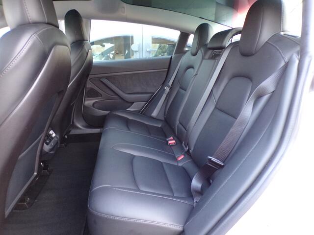 Tesla Model 3 Standard RWD Plus 60 kWh Trekhaak Full self driving Panoramadak Parelmoer