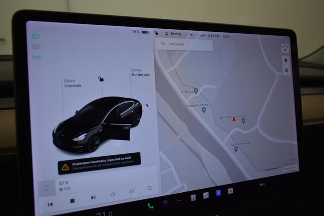 Tesla Model 3 Long Range AWD 75 kWh TuningPakket Tesla + Full self Driving Geleverd Camera Leder Panodak