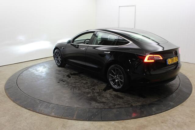 Tesla Model 3 Long Range AWD 75 kWh TuningPakket Tesla + Full self Driving Geleverd Camera Leder Panodak
