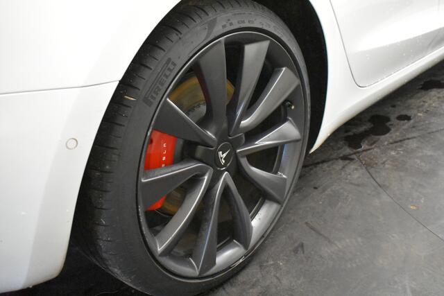 Tesla Model 3 Performance AWD 75 kWh 464PK 20 inch Autopilot FSD Comp Leder Camera Panodak