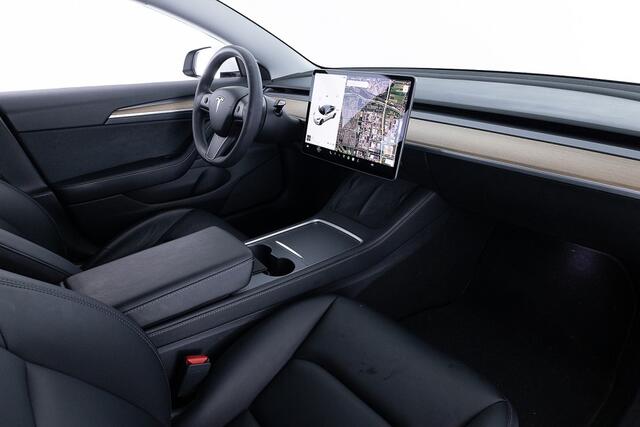 Tesla Model 3 Long Range AWD 75 kWh ? 1e Eigenaar .