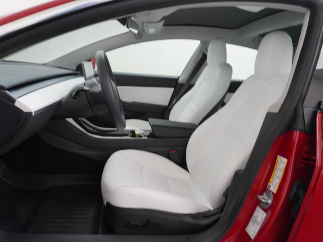 Tesla Model 3 RWD+ 60kWh 325PK **LFP ACCU** Ivoor Interieur 19"Lmv FSD-3 Comp. AutoPilot Leder PanoDak Adaptive-Cruise Lmv Camera's Elektr.-Stuur+Stoelen+Spiegels+Geheugen+Easy-Entry+Verwarmde stoelen Park assistent PDC WIFI Lane-Assist Speed-Assist Navi LED Comfortsto
