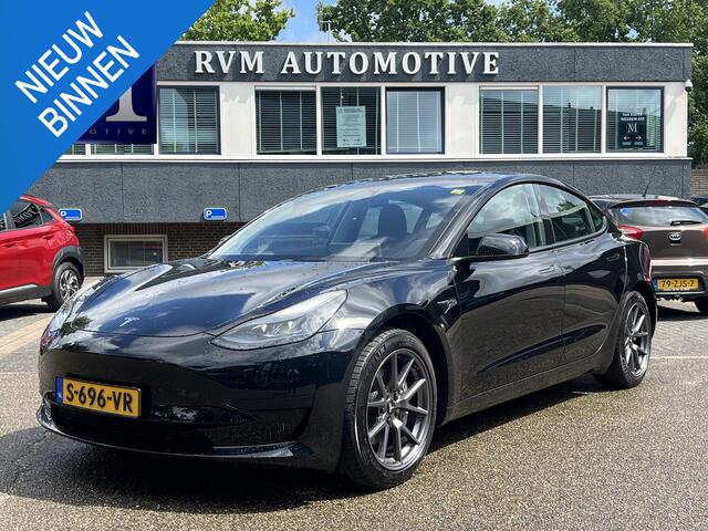 Tesla Model 3 Standard RWD Plus 60 kWh LFP Accu | 1e eigenaar | Origineel Nederlandse auto met NAP | Rijklaar geleverd met fabrieksgarantie!