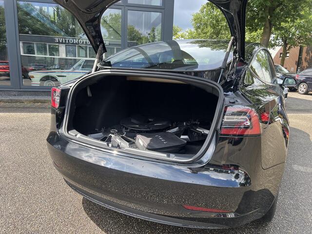 Tesla Model 3 Standard RWD Plus 60 kWh LFP Accu | 1e eigenaar | Origineel Nederlandse auto met NAP | Rijklaar geleverd met fabrieksgarantie!
