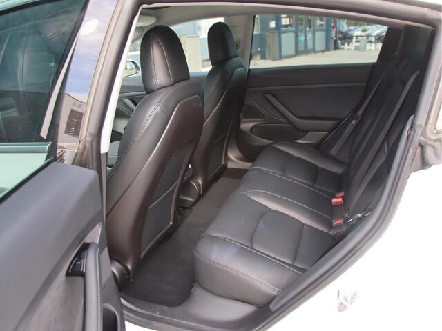 Tesla Model 3 Performance Plus 60 kWh Leder, Pano, 19 INCH, NAP Zomer aanbieding!