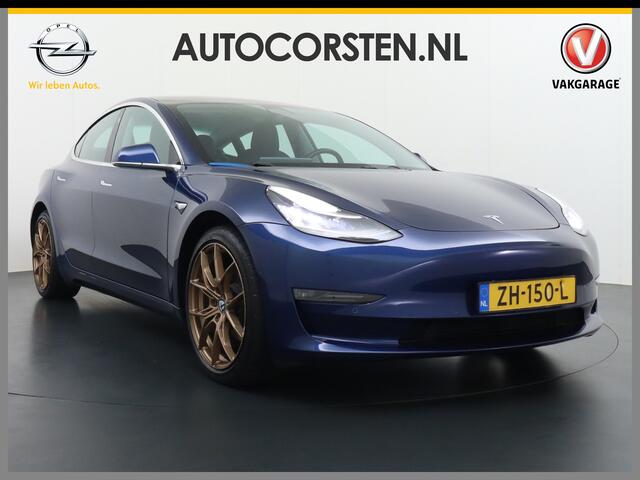 Tesla Model 3 Long Range AWD 75kWh 463PK Elektr.Achterklep ! 19"Lmv FSD-3 Computer Premium Audio AutoPilot Panoramadak Camera's Leer Adaptive-Cruise-Control+Stop&Go Pdc Dual-Ecc Dual-Motor Keyless 4WD Stoel en achterbank verwarming Elektr.Stoelen+Memory+Easy-Entry WiFi