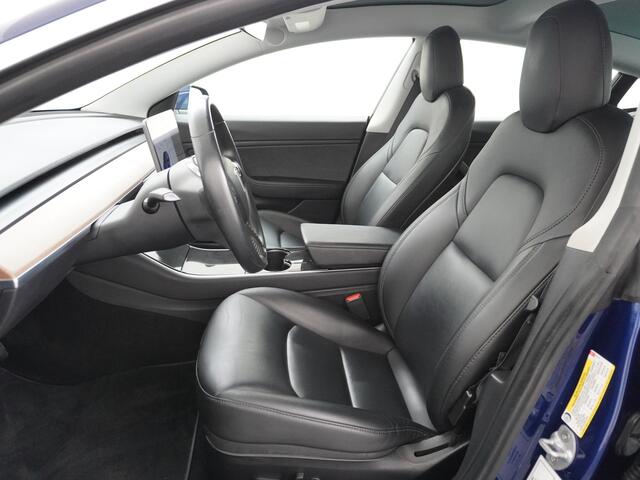 Tesla Model 3 Long Range AWD 75kWh 463PK Elektr.Achterklep ! 19"Lmv FSD-3 Computer Premium Audio AutoPilot Panoramadak Camera's Leer Adaptive-Cruise-Control+Stop&Go Pdc Dual-Ecc Dual-Motor Keyless 4WD Stoel en achterbank verwarming Elektr.Stoelen+Memory+Easy-Entry WiFi