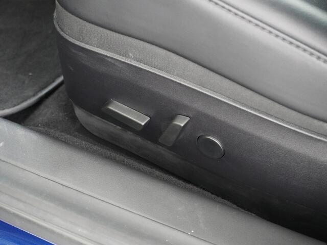 Tesla Model 3 Long Range AWD 75kWh 463PK Elektr.Achterklep ! 19"Lmv FSD-3 Computer Premium Audio AutoPilot Panoramadak Camera's Leer Adaptive-Cruise-Control+Stop&Go Pdc Dual-Ecc Dual-Motor Keyless 4WD Stoel en achterbank verwarming Elektr.Stoelen+Memory+Easy-Entry WiFi