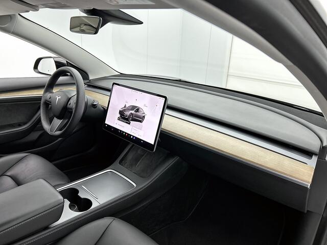 Tesla Model 3 Standard RWD Plus 60 kWh | Panoramadak | Leder