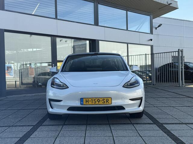 Tesla Model 3 Range Plus RWD | Autopilot | Panorama | Leder |