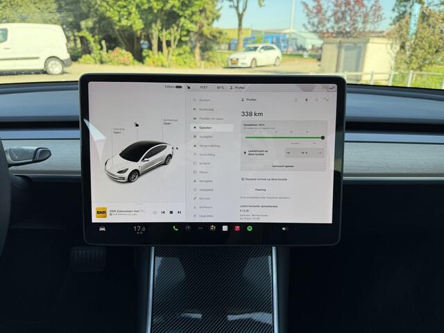 Tesla Model 3 Range Plus RWD | Autopilot | Panorama | Leder |