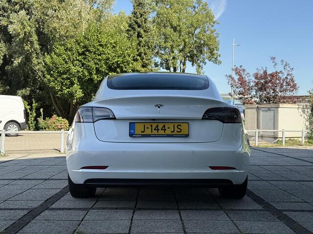 Tesla Model 3 Range Plus RWD | Autopilot | Panorama | Leder |