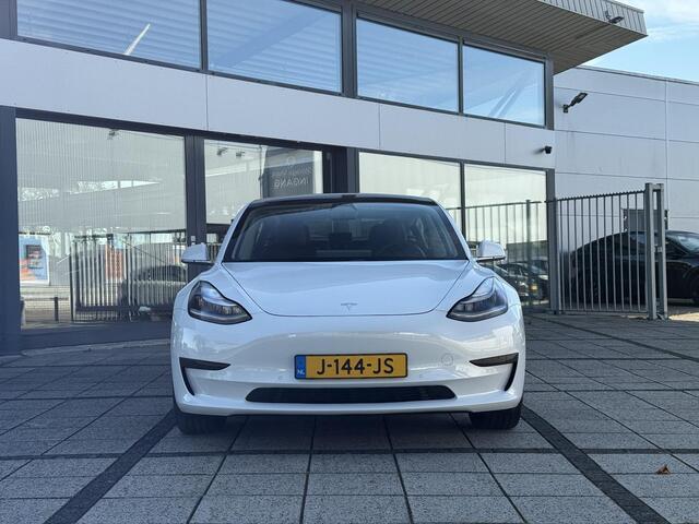 Tesla Model 3 Range Plus RWD | Autopilot | Panorama | Leder |