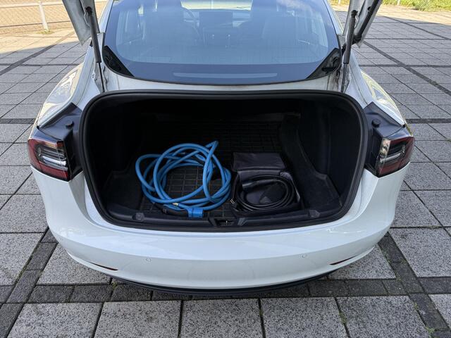 Tesla Model 3 Range Plus RWD | Autopilot | Panorama | Leder |