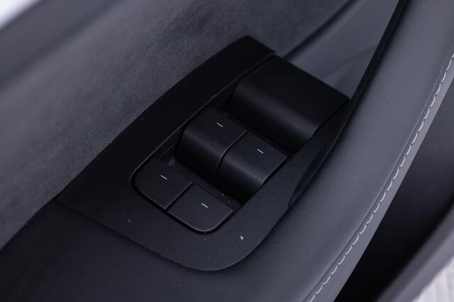 Tesla Model 3 Performance AWD 75 kWh ? 1e Eigenaar