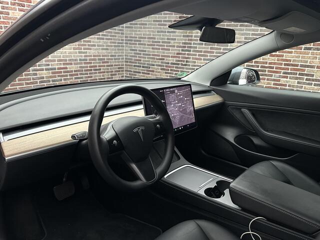 Tesla Model 3 Standard RWD Plus 60 kWh AutoPiloot Panorama Leer Elek Stoel