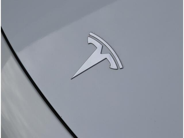 Tesla Model 3 Standard RWD Plus 60 kWh | Full Self Driving | Premium Audio