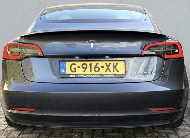 Tesla Model 3 Performance AWD 75 kWh Midnight Silver Metallic