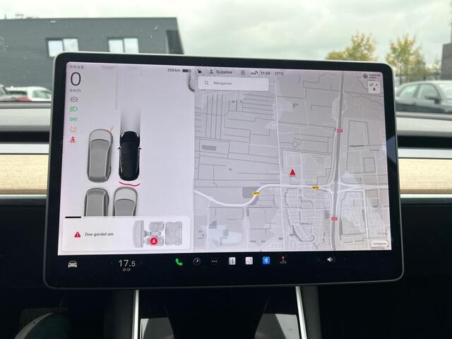 Tesla Model 3 Range Plus | Autopilot | Panorama | Leder | LMV |
