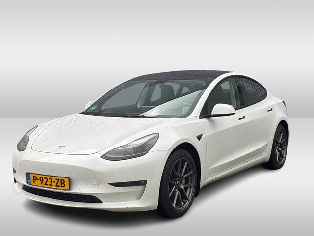 Tesla Model 3 Long Range AWD 75 kWh / Autopilot / Panoramadak / Camera / Premium Audio / 19'' / Leder