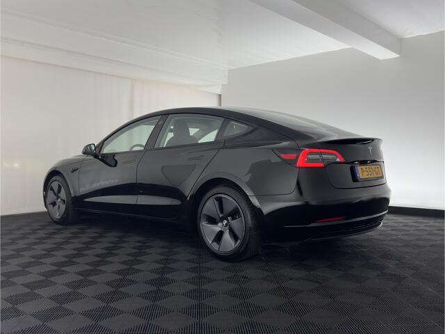 Tesla Model 3 Standard RWD Plus 60 kWh [ 3-Fase ] { SOH-90%} (INCL-BTW) Aut. *PANO | AUTO-PILOT | LUXURY-LEATHER | KEYLESS | FULL-LED | MEMORY-PACK | SURROUND-VIEW | DAB | CARPLAY | DIGI-COCKPIT | LANE-ASSIST | COMFORT-SEATS | 18"ALU*