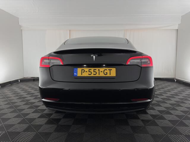 Tesla Model 3 Standard RWD Plus 60 kWh [ 3-Fase ] { SOH-90%} (INCL-BTW) Aut. *PANO | AUTO-PILOT | LUXURY-LEATHER | KEYLESS | FULL-LED | MEMORY-PACK | SURROUND-VIEW | DAB | CARPLAY | DIGI-COCKPIT | LANE-ASSIST | COMFORT-SEATS | 18"ALU*