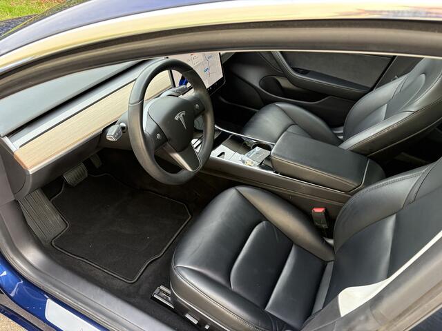 Tesla Model 3 Standard RWD Plus 60 kWh / PANORAMADAK / NAVI / 78kdm! NAP!