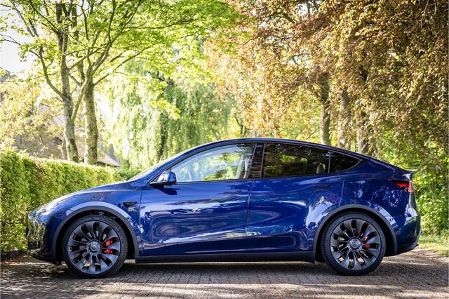Tesla Model Y Performance AWD 75 kWh Premium Interieur