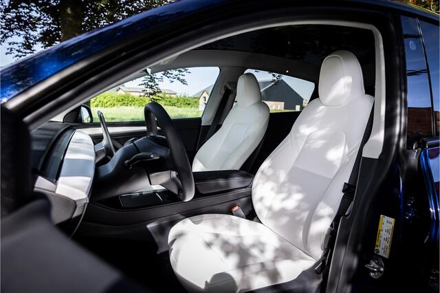 Tesla Model Y Performance AWD 75 kWh Premium Interieur