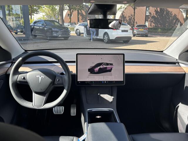 Tesla Model Y Performance AWD 75 kWh TREKHAAK | RIJKLAARPRIJS INCL. TESLA GARANTIE t/m 03-2027/80.000km accu en aandrijflijn t/m 03-2031/192.000km