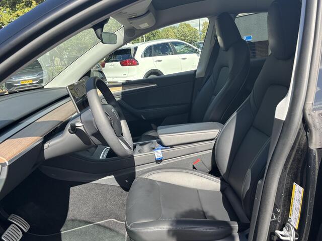 Tesla Model Y Performance AWD 75 kWh TREKHAAK | RIJKLAARPRIJS INCL. TESLA GARANTIE t/m 03-2027/80.000km accu en aandrijflijn t/m 03-2031/192.000km