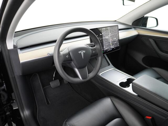 Tesla Model Y RWD LFP Warmtepomp Leder Panoramadak Memory Stoel+Stuurverwarming Camera's Navi Ecc Dog-Kampeer Modus Elek.Achterklep AMD Ryzen(TM) Processor Premium Audio 1e Eigenaar Origineel Nederlandse Auto