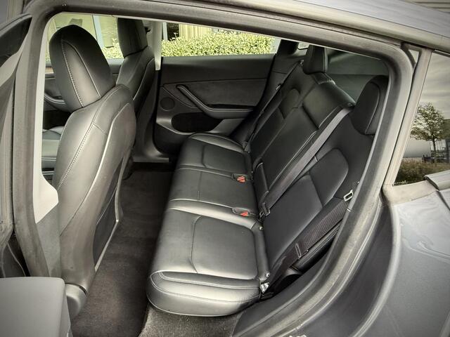 Tesla Model Y Long Range AWD Autopilot/ 20 inch/ Panodak