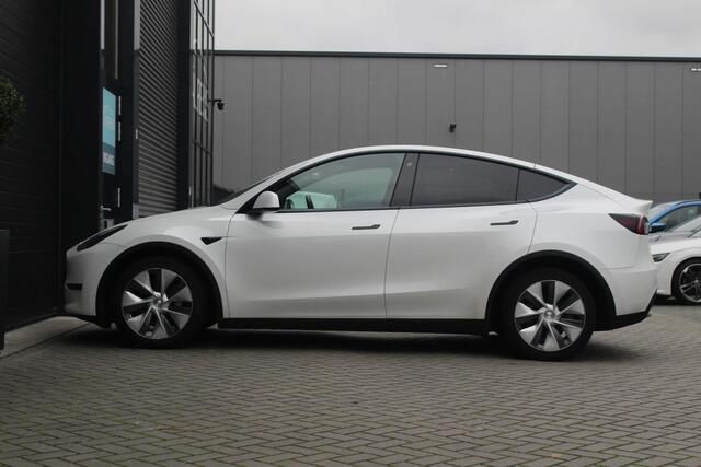 Tesla Model Y Long Range AWD 75 kWh | FSD 3 | Scherm achter