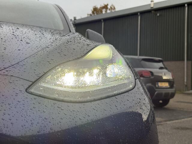 Tesla Model Y RWD 58 kWh AFNEEMBARE TREKHAAK| STOEL/ STUURVERW| AUTOPILOT| RIJKLAARPRIJS INCL. TESLA GARANTIE t/m 03-2027/80.000km accu en aandrijflijn t/m 03-2031/160.000km