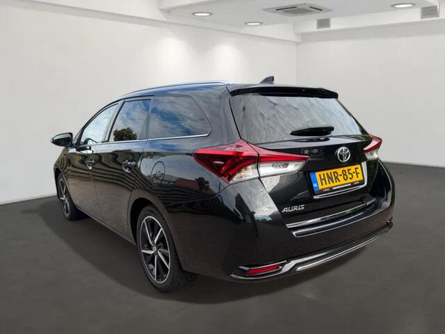 Toyota AURIS Touring Sports 1.2T Black Edition