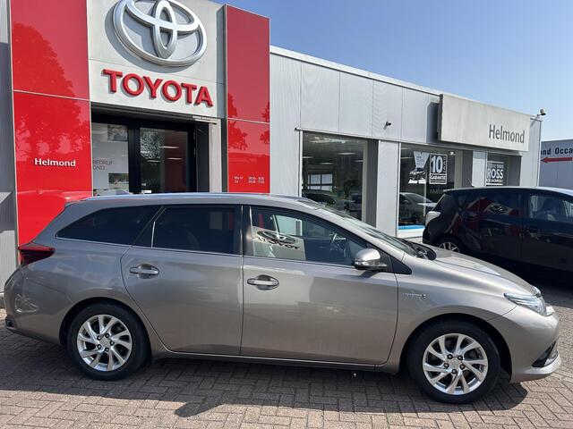 Toyota AURIS Touring Sports 1.8 Hybrid Lease Pro Toyota Auris Touring Sports 1.8 Hybrid Business Pro